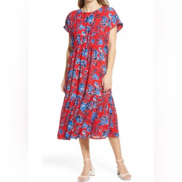 NWT Halogen Midi Dress Floral Size Medium Red Crepe Chiffon Tiered Stretch Waist - Picture 2 of 12